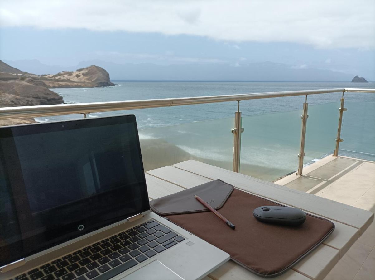 Seafront Holiday House On The Mindelo Bay Exterior foto